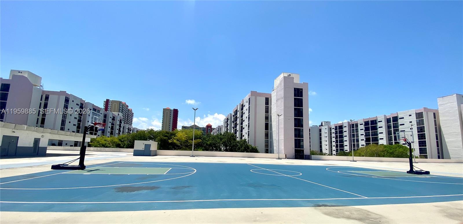 PLAZA OF AMERICAS CONDO P - Residential Lease