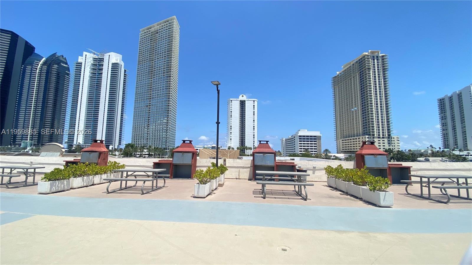 PLAZA OF AMERICAS CONDO P - Residential Lease