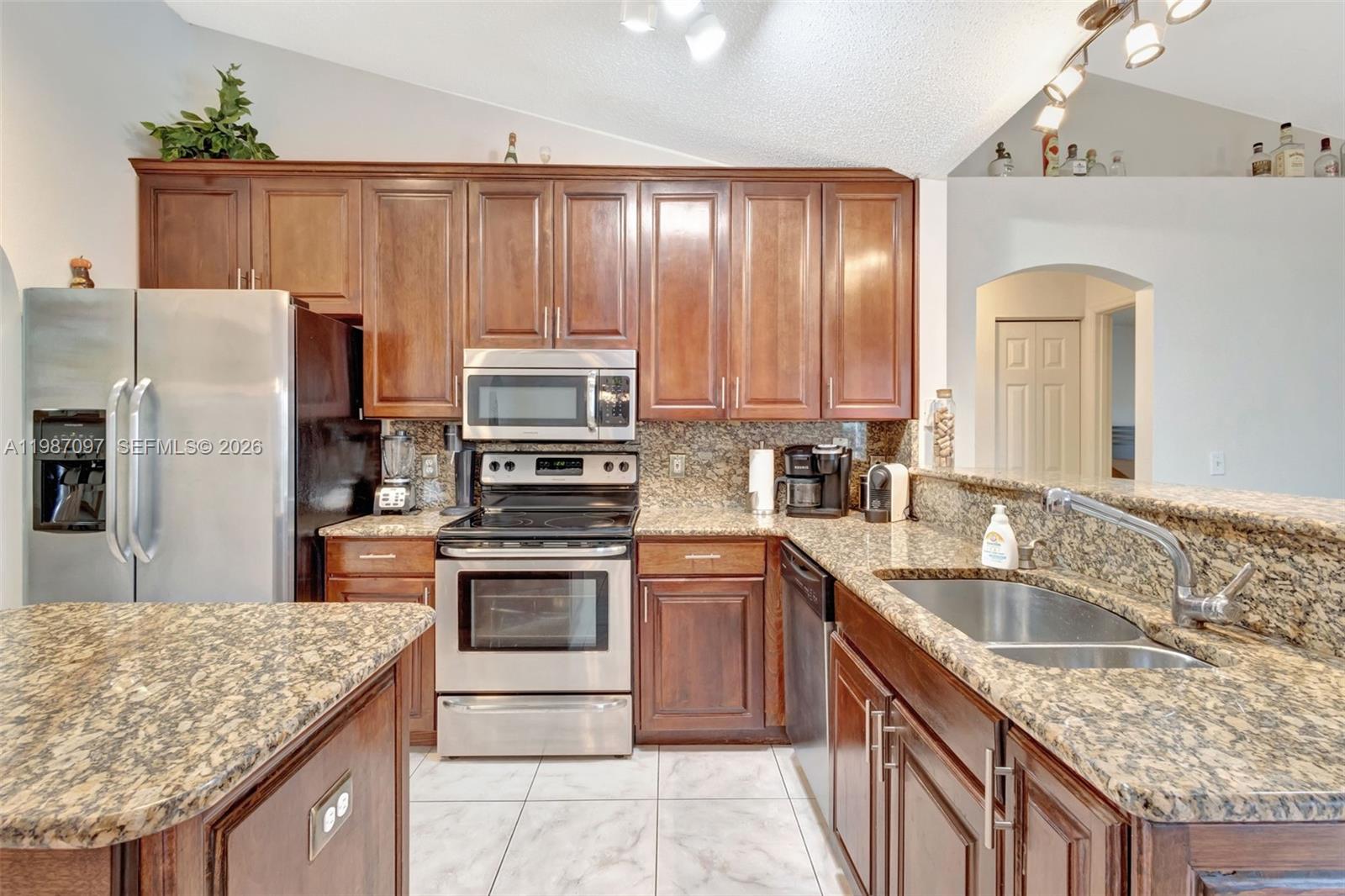 PORT ST LUCIE SECTION 33 - Residential