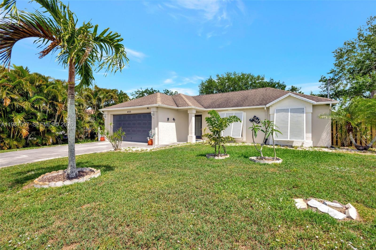 PORT ST LUCIE SECTION 33 - Residential