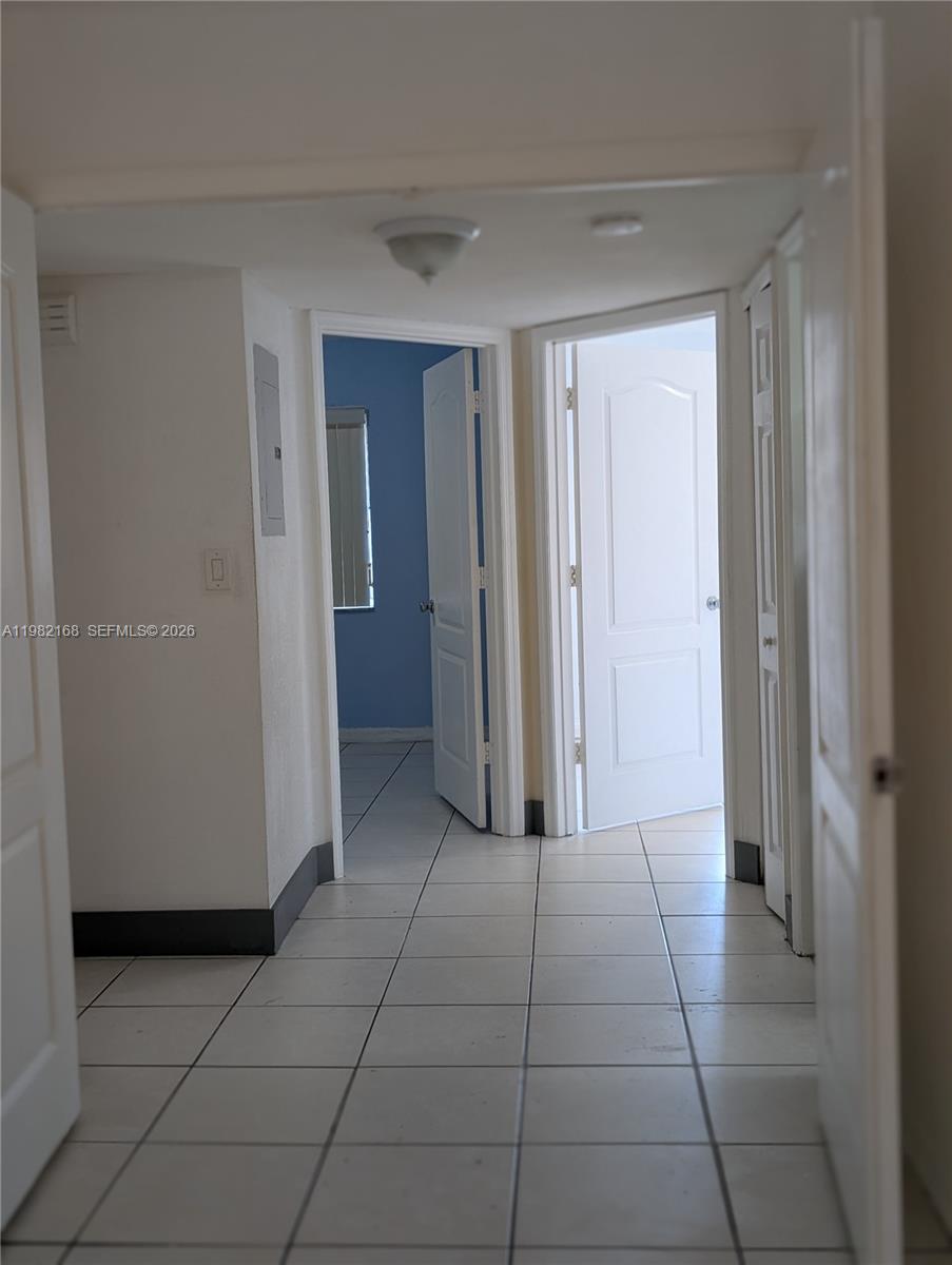 WEST PALM VILLAS III COND - Residential