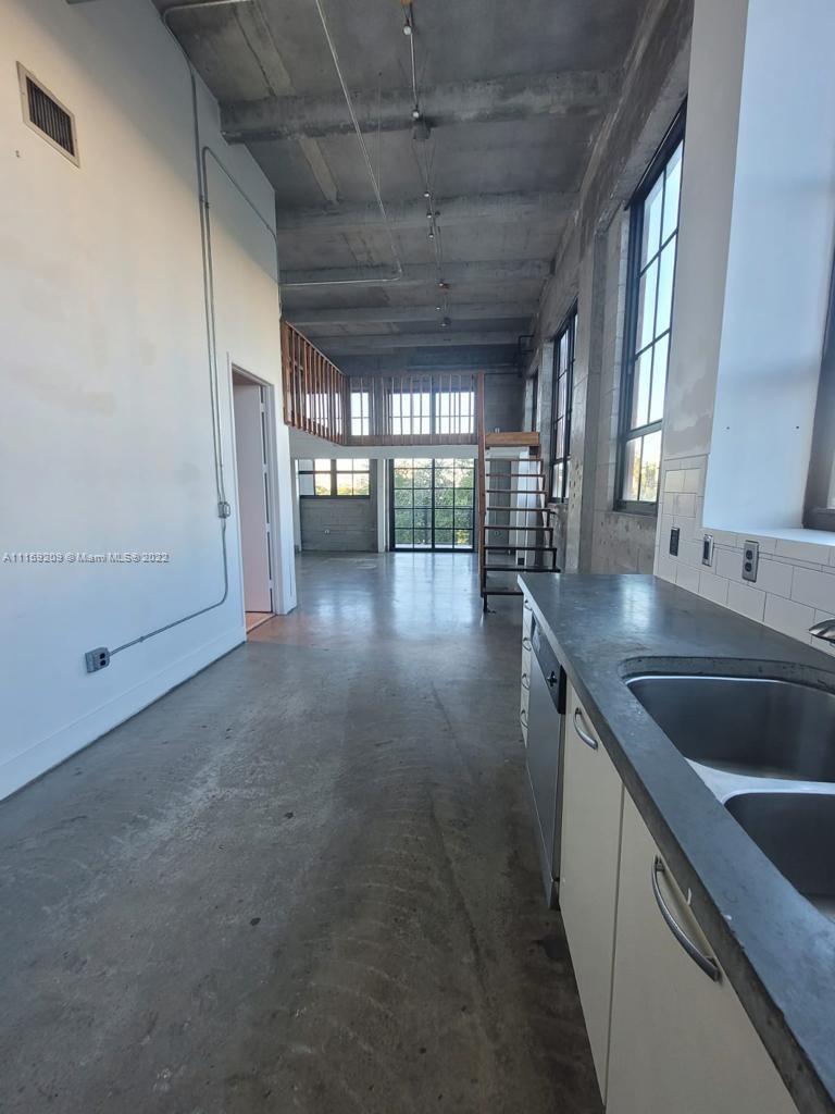 PARC LOFTS CONDO - Residential