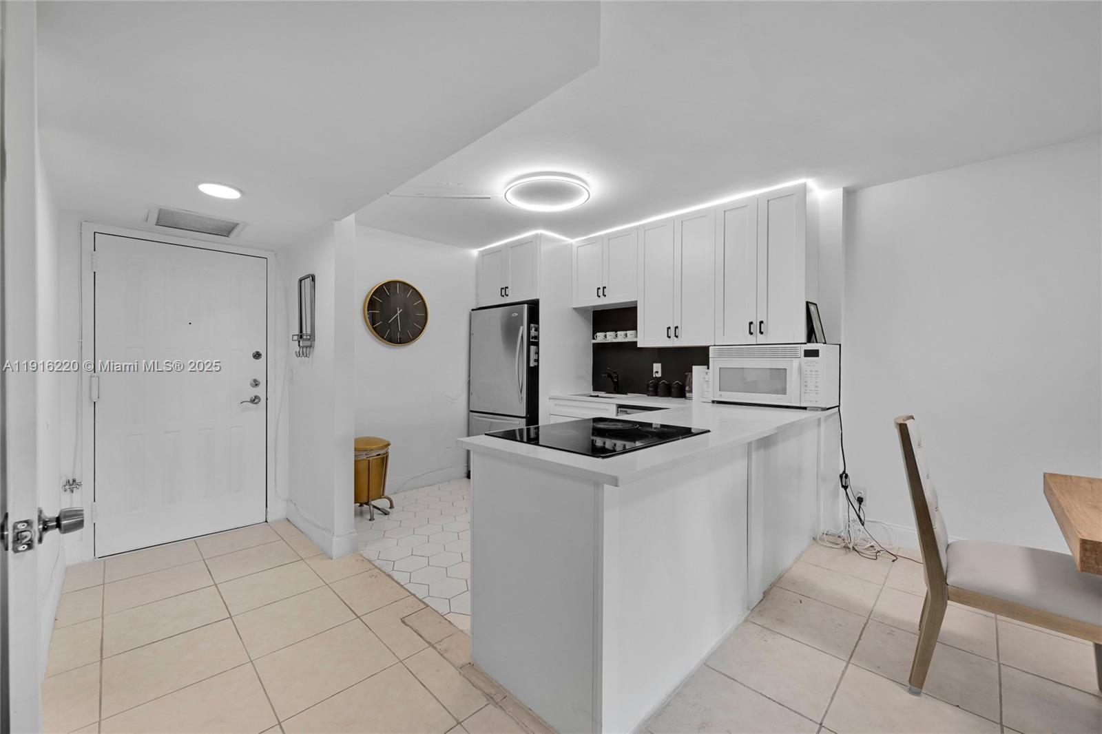 TOWERS OF OCEANVIEW EAST - Residential
