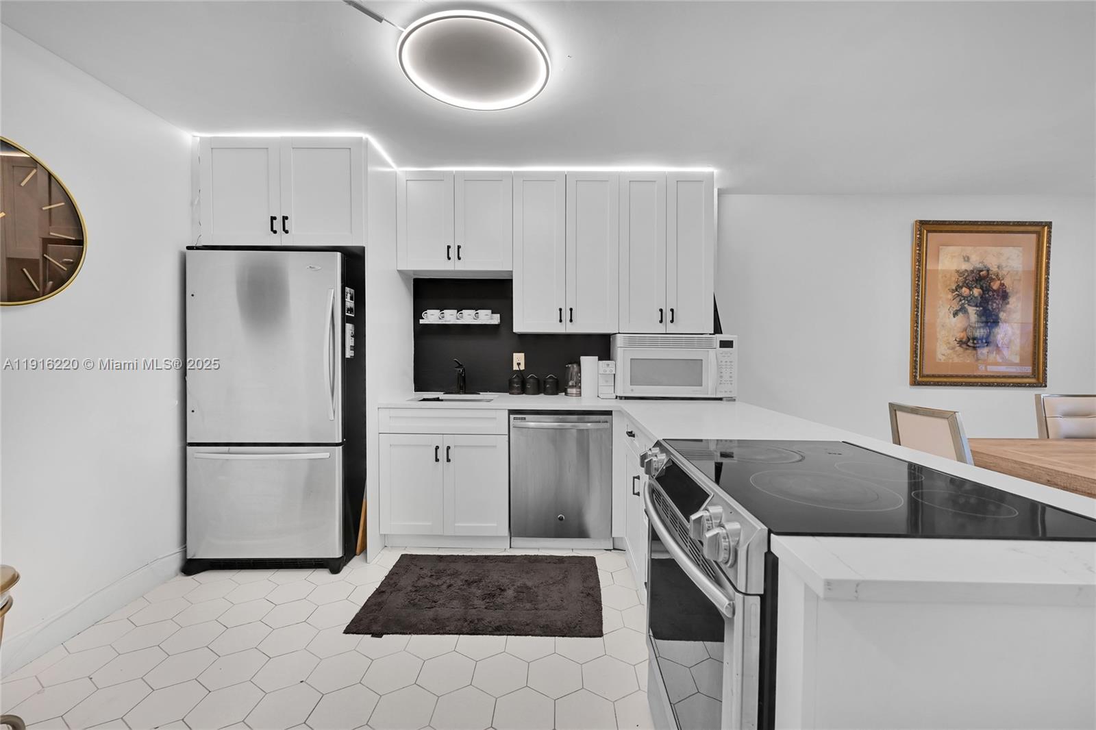 TOWERS OF OCEANVIEW EAST - Residential