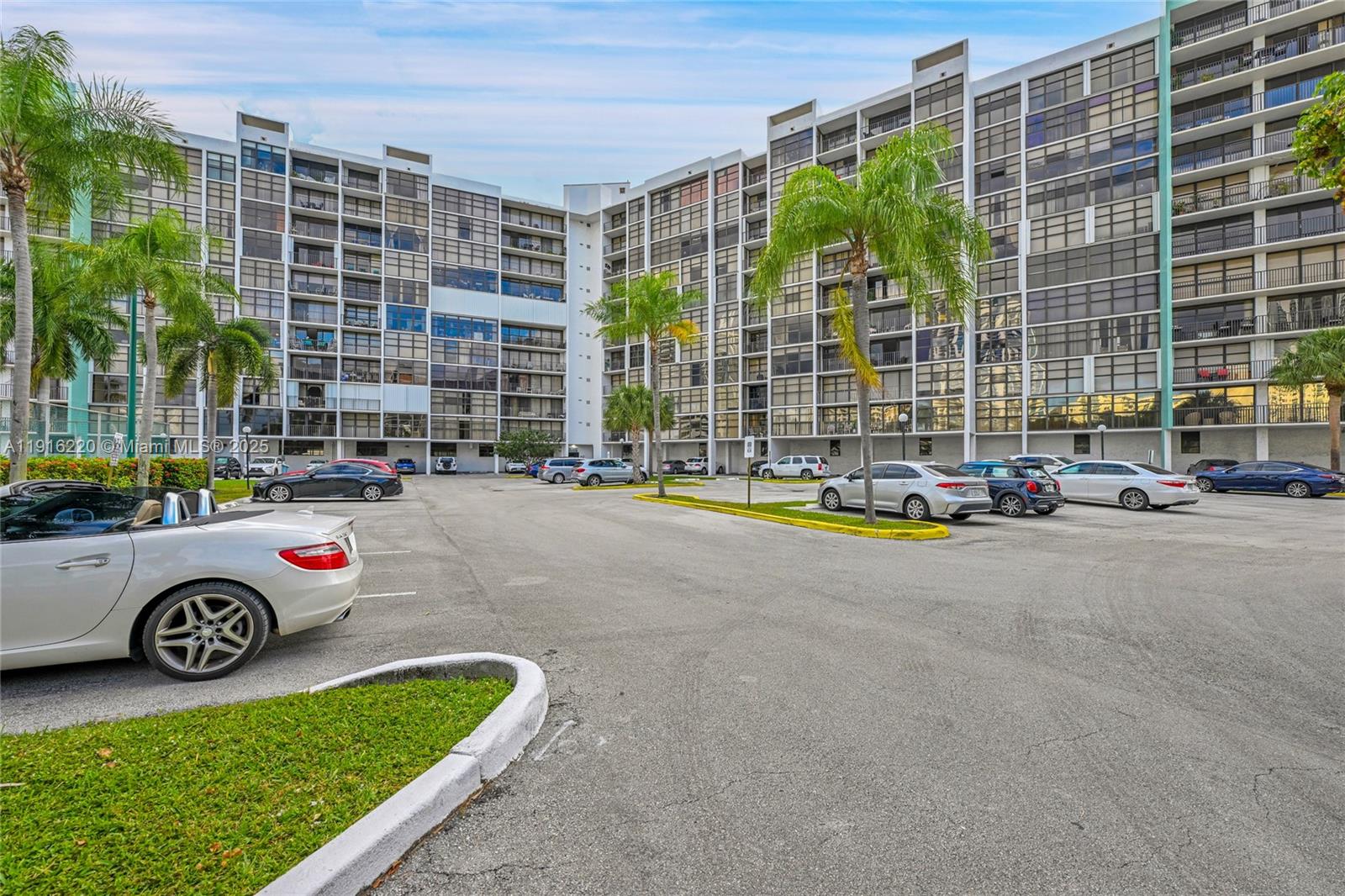 TOWERS OF OCEANVIEW EAST - Residential