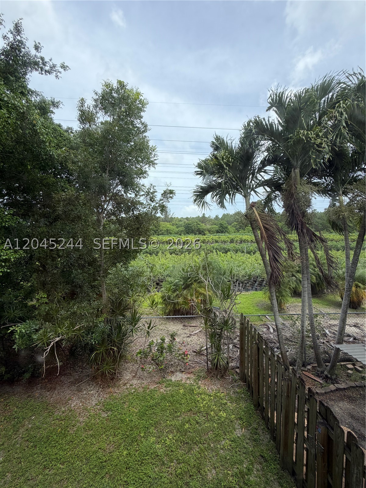 VISTA ALEGRE TOWNHOMES VI - Residential Lease