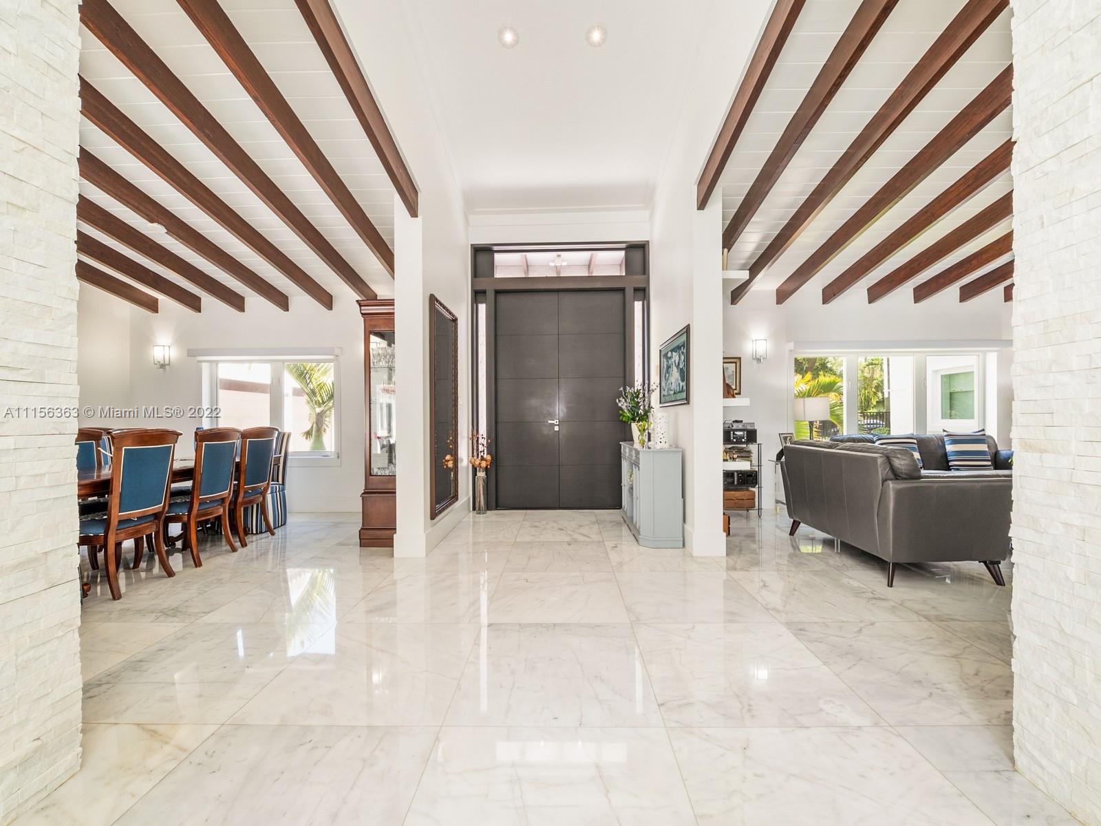 TOWN & RANCH ESTS - Residential