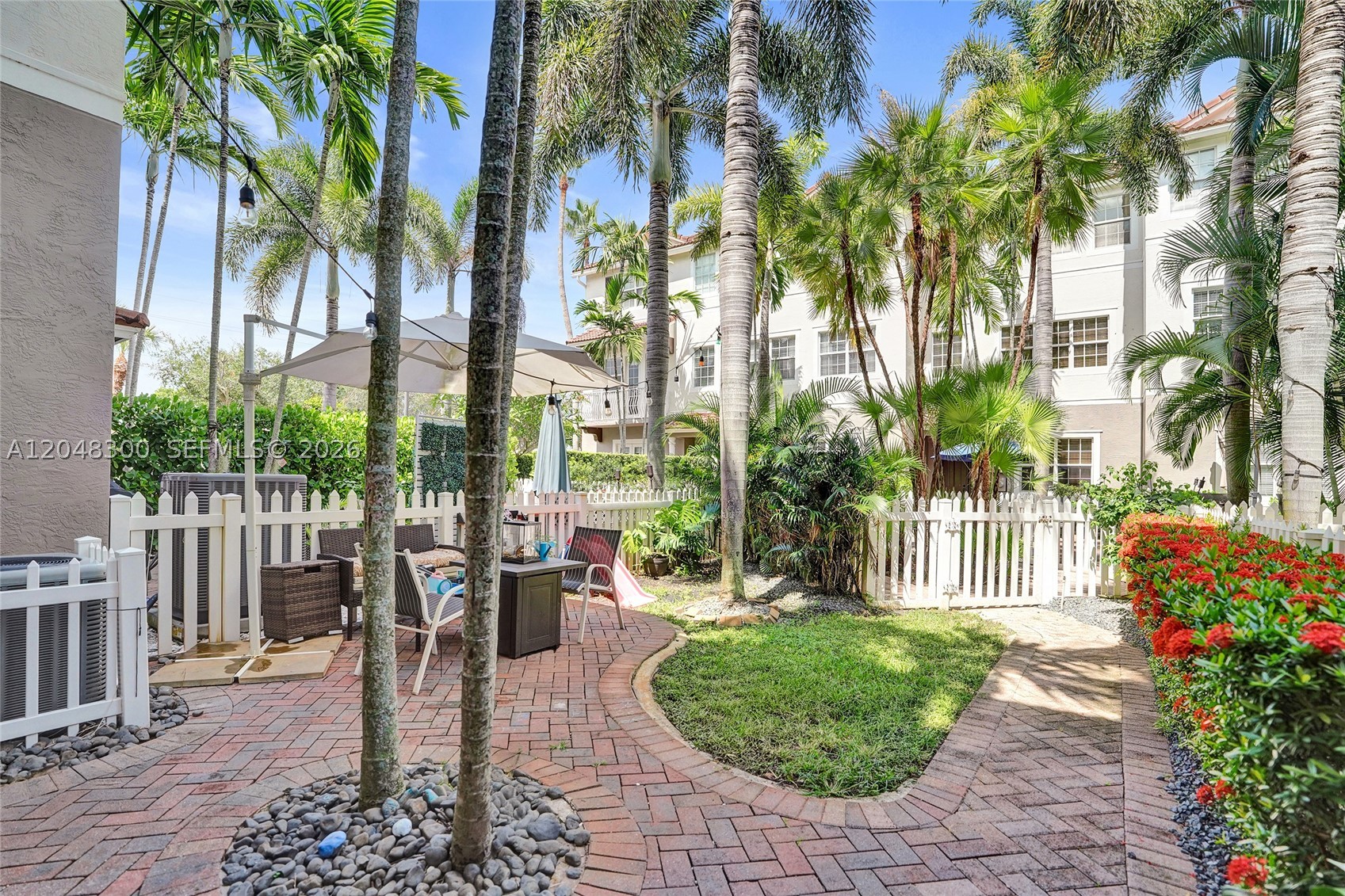 OCEAN CAY - Residential