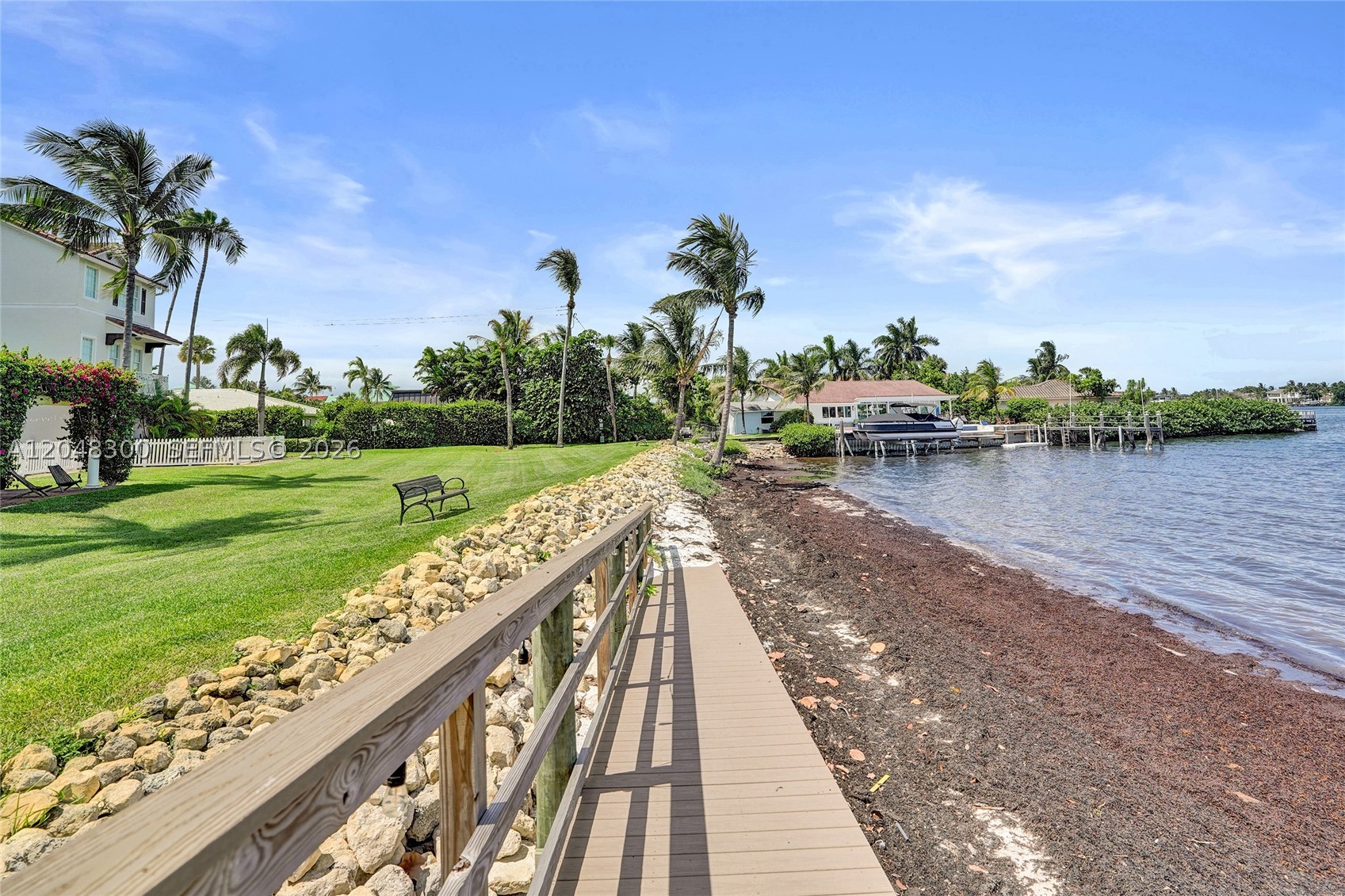 OCEAN CAY - Residential