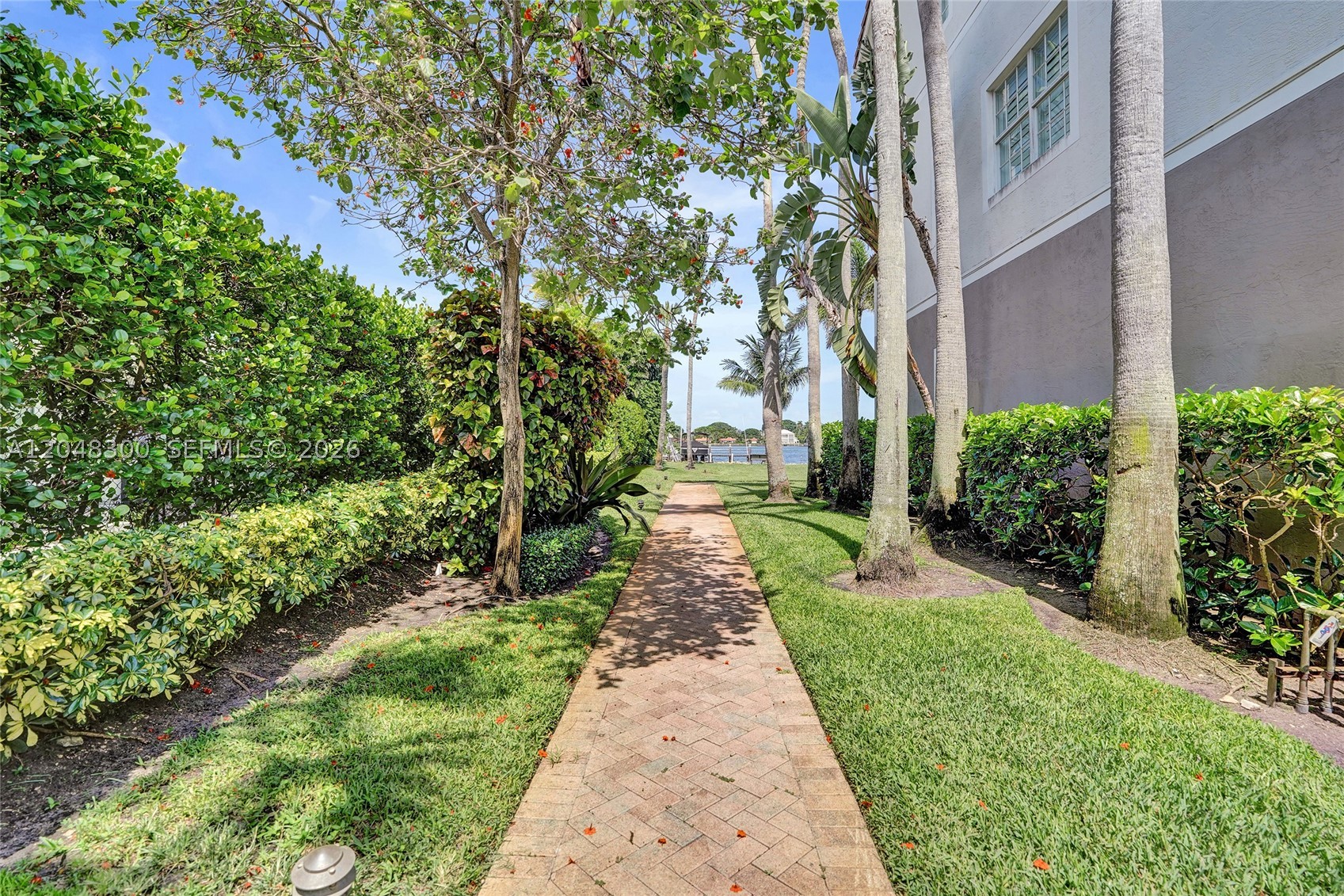 OCEAN CAY - Residential