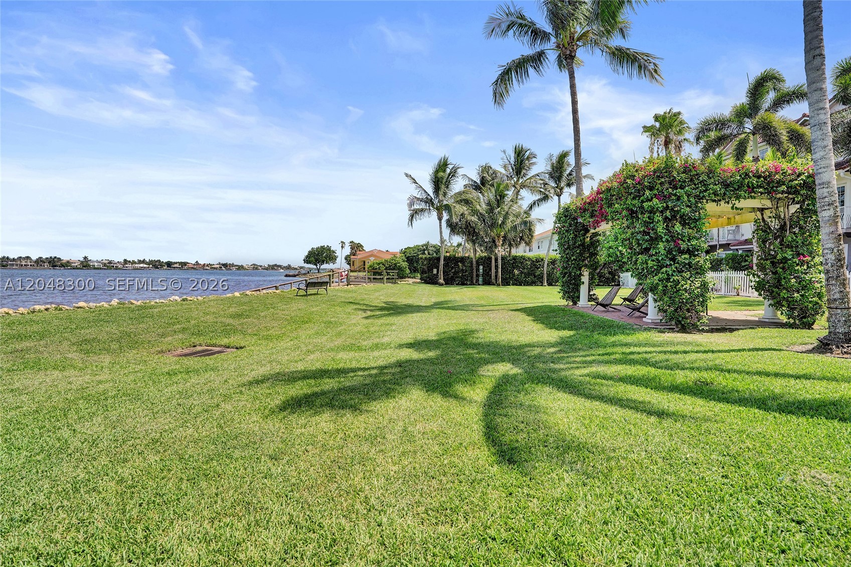 OCEAN CAY - Residential