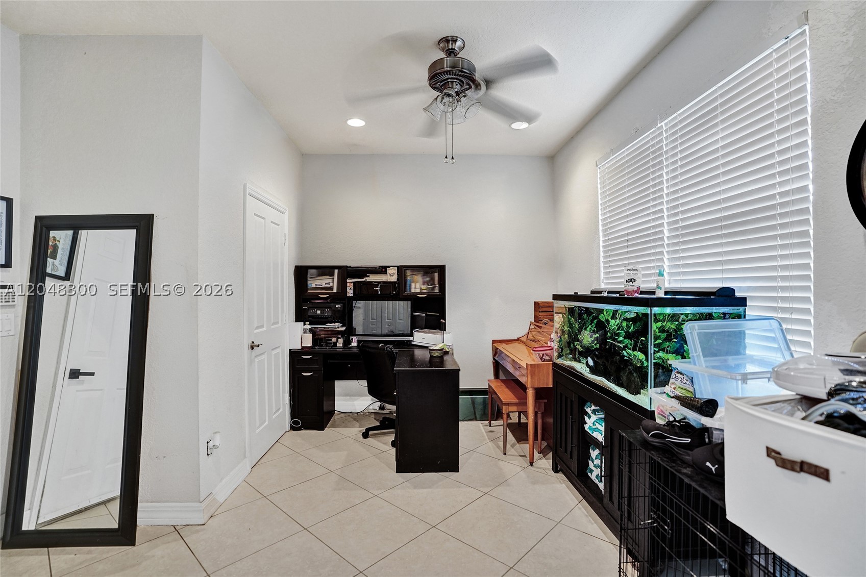OCEAN CAY - Residential