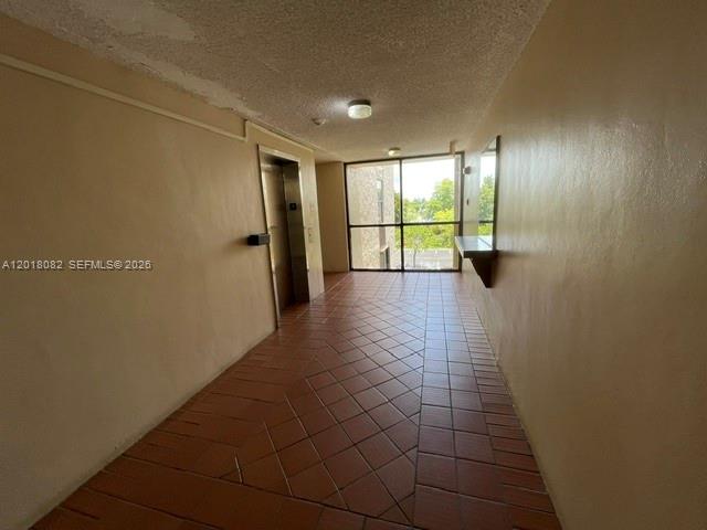 PROMENADE AT KENDALE LAKE - Residential