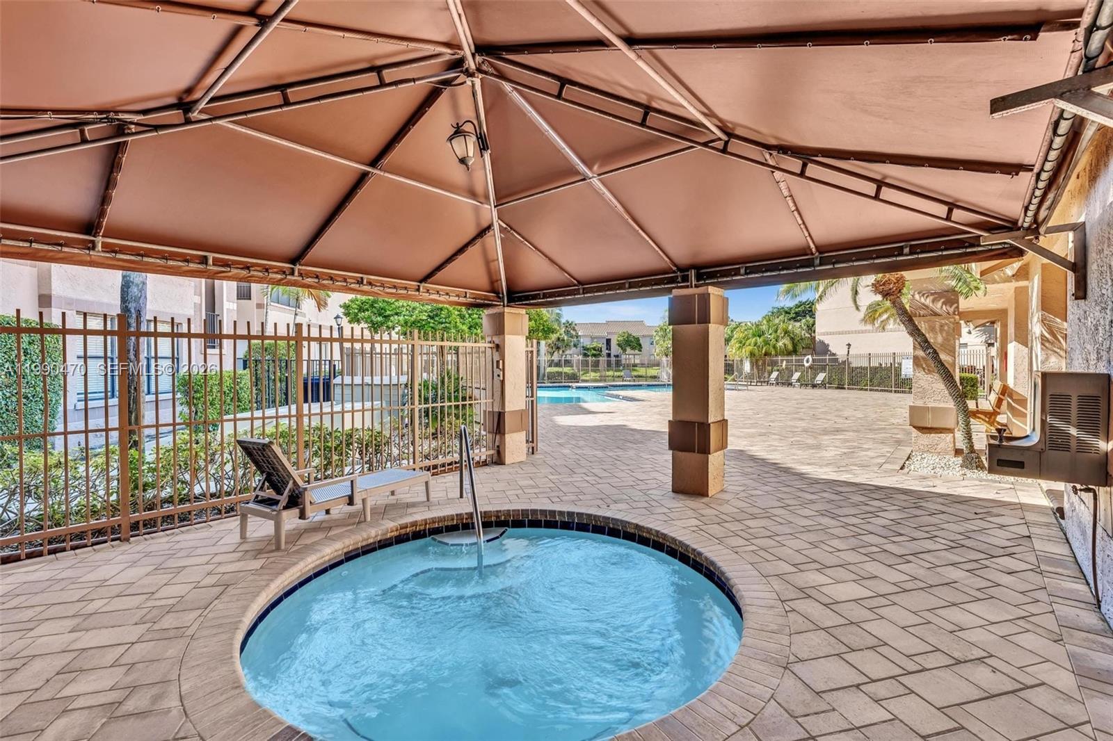SUNDANCE AT DAVIE CONDO - Residential
