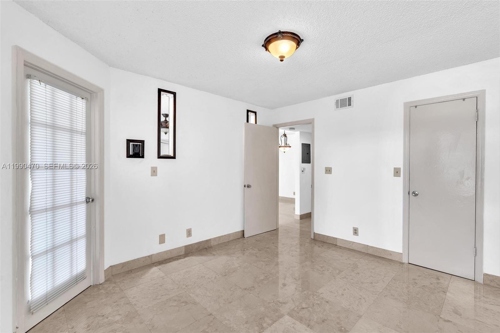 SUNDANCE AT DAVIE CONDO - Residential