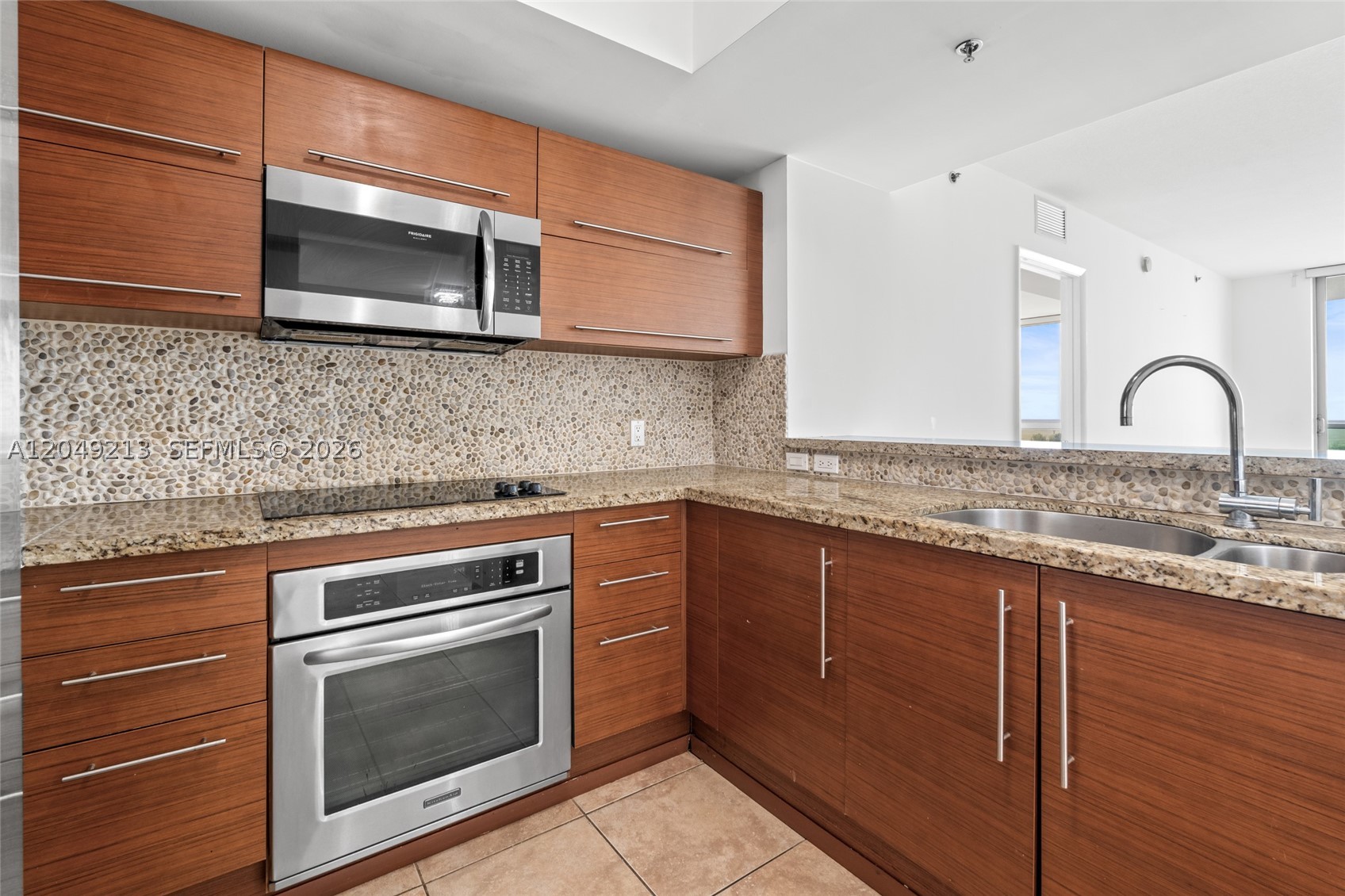 TAO SAWGRASS CONDOMINIUM - Residential