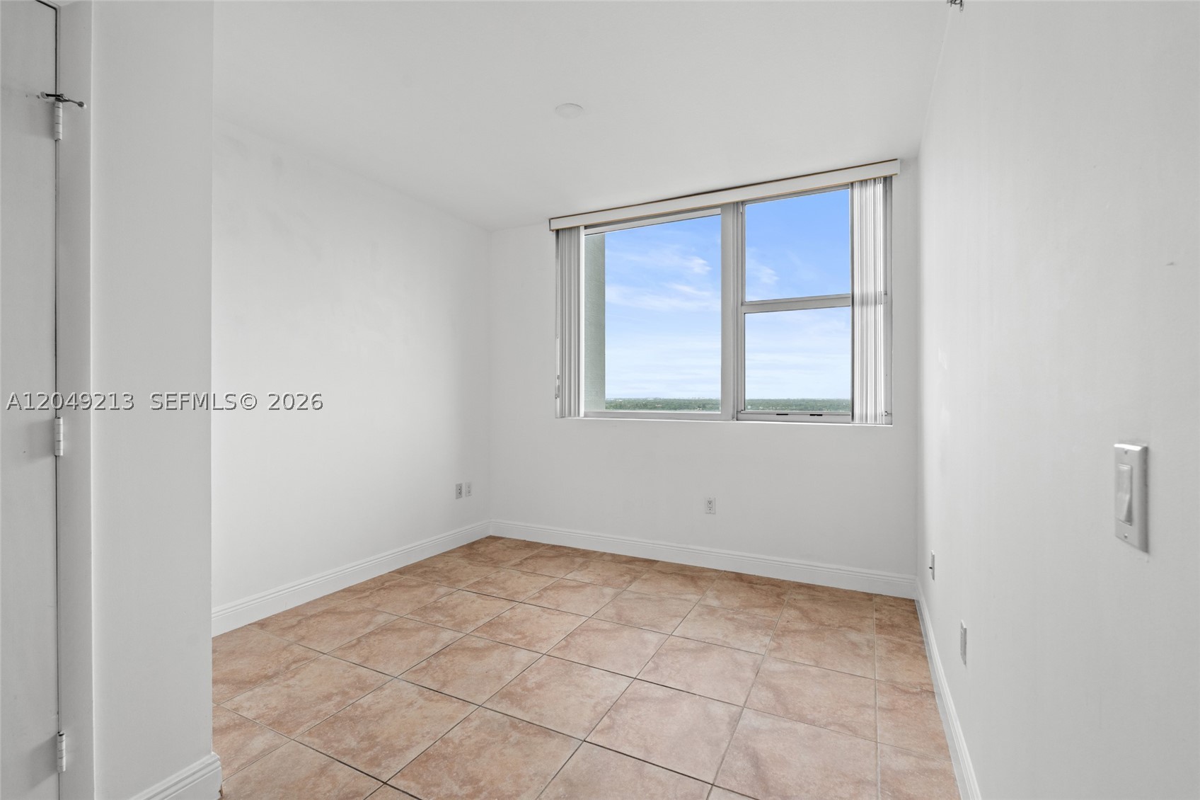 TAO SAWGRASS CONDOMINIUM - Residential