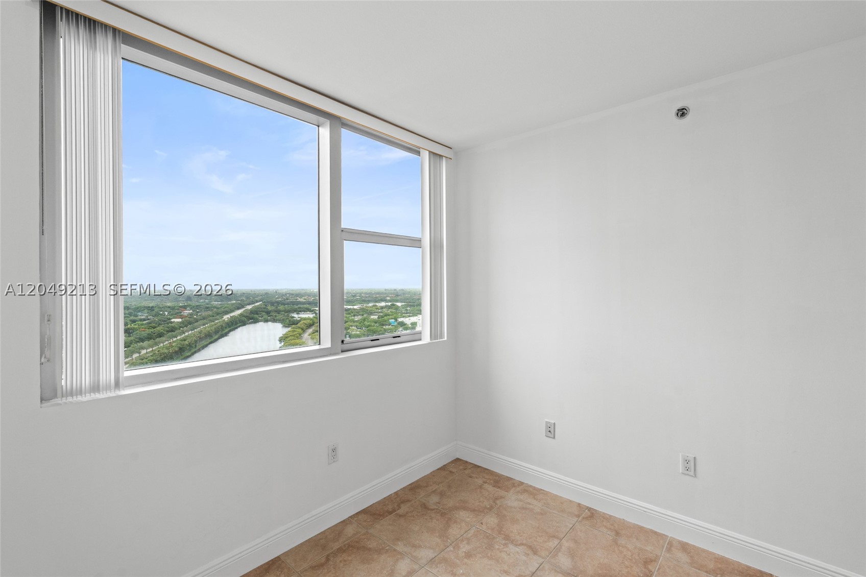 TAO SAWGRASS CONDOMINIUM - Residential