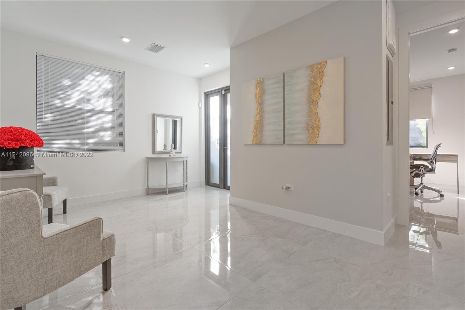 AVALON SUB - Residential Lease