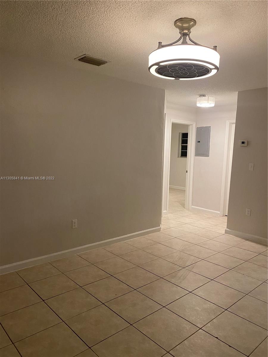 MALVERNDALE - Residential Lease