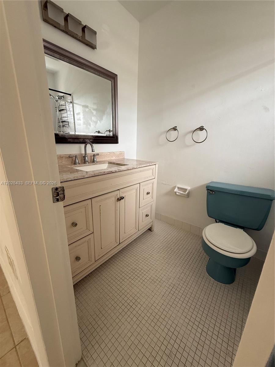 MIAMI SHORES SEC 3 - Residential Lease