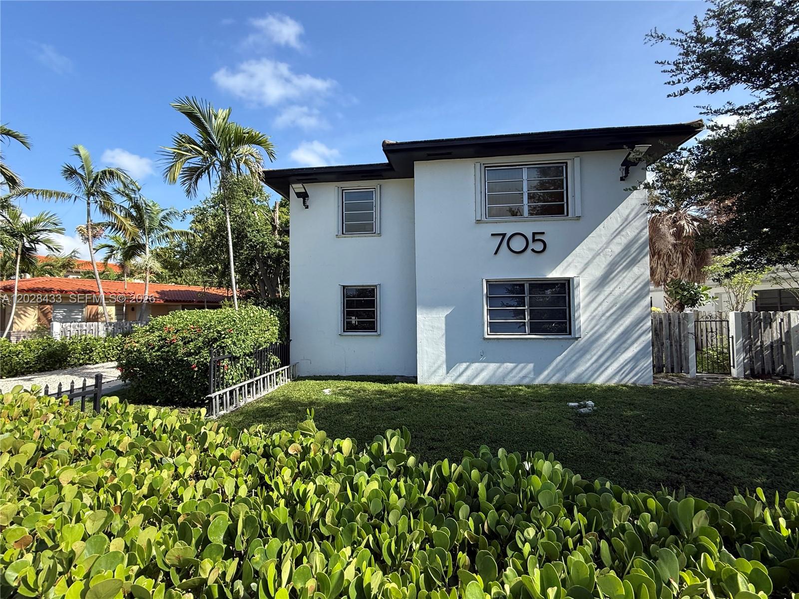 MIAMI SHORES SEC 3 - Residential Lease