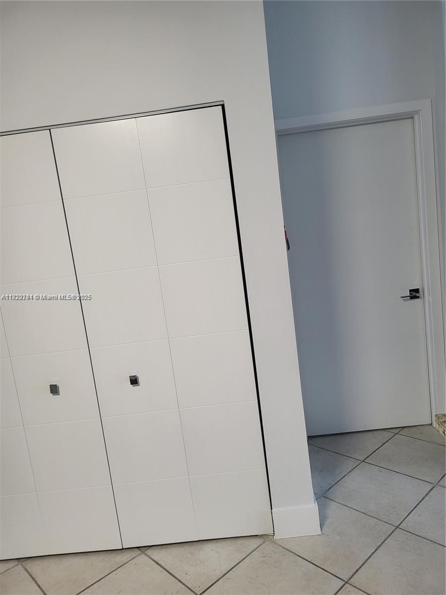 BRIGHTONS MEADOW LANDINGS - Residential Lease