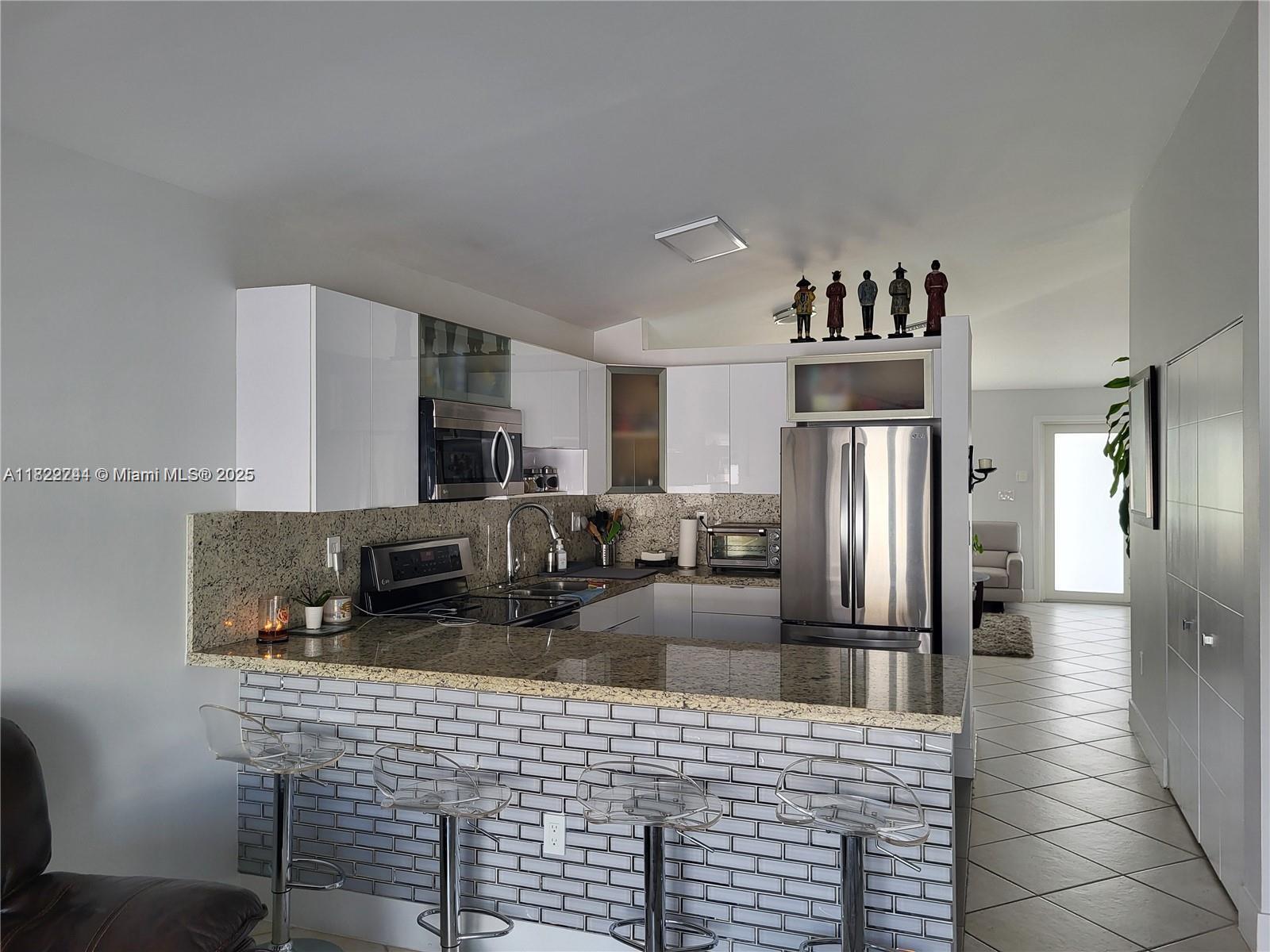BRIGHTONS MEADOW LANDINGS - Residential Lease