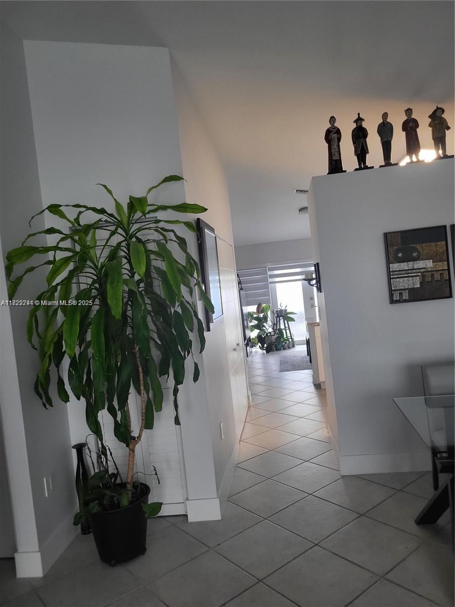 BRIGHTONS MEADOW LANDINGS - Residential Lease