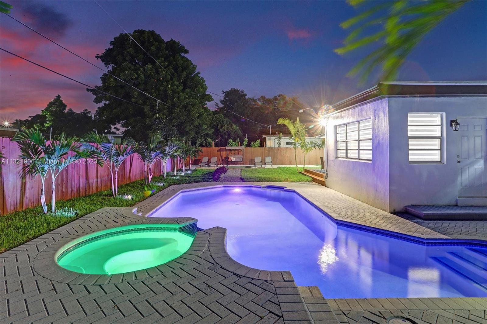 MANANA - Residential