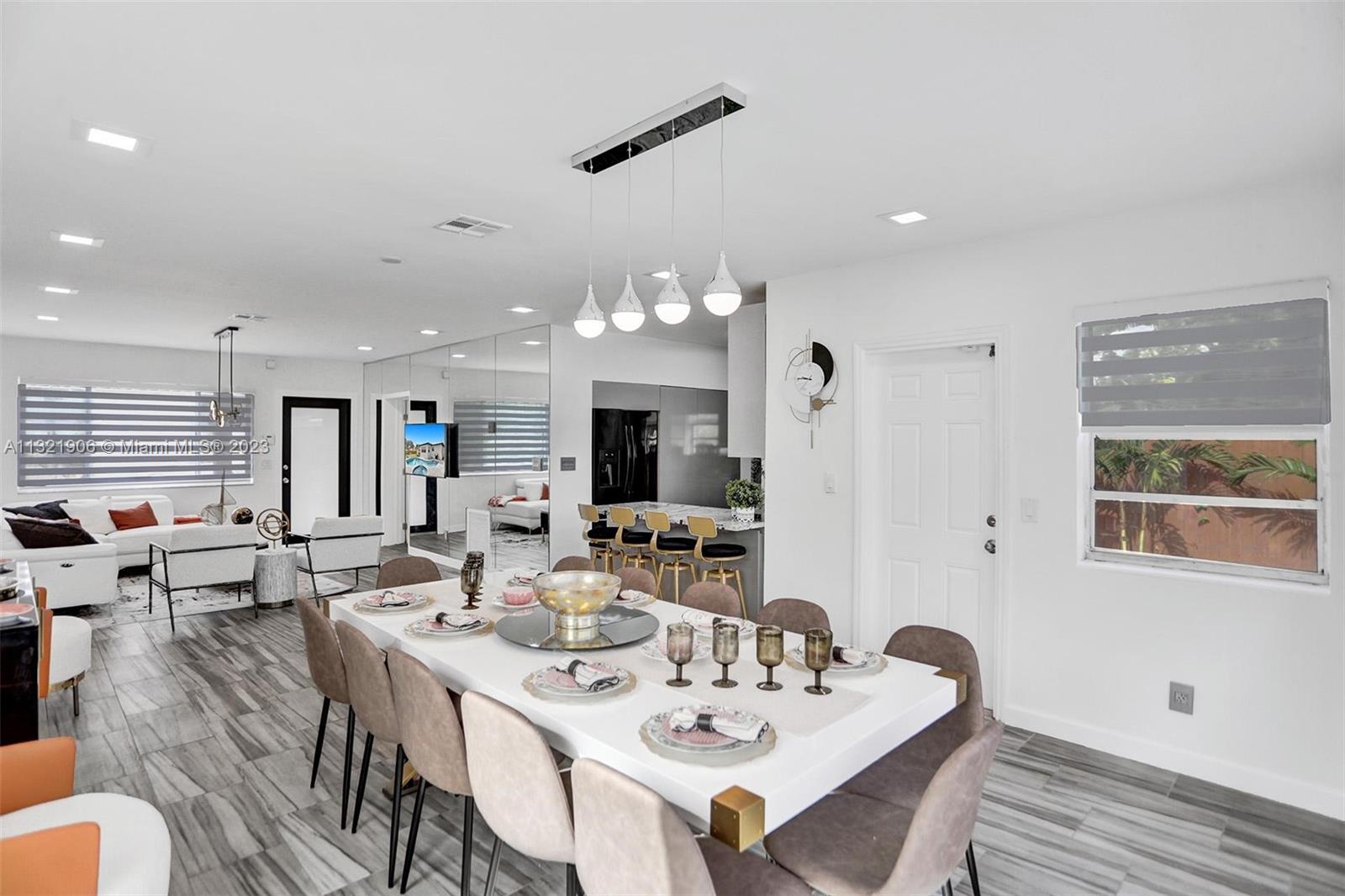 MANANA - Residential