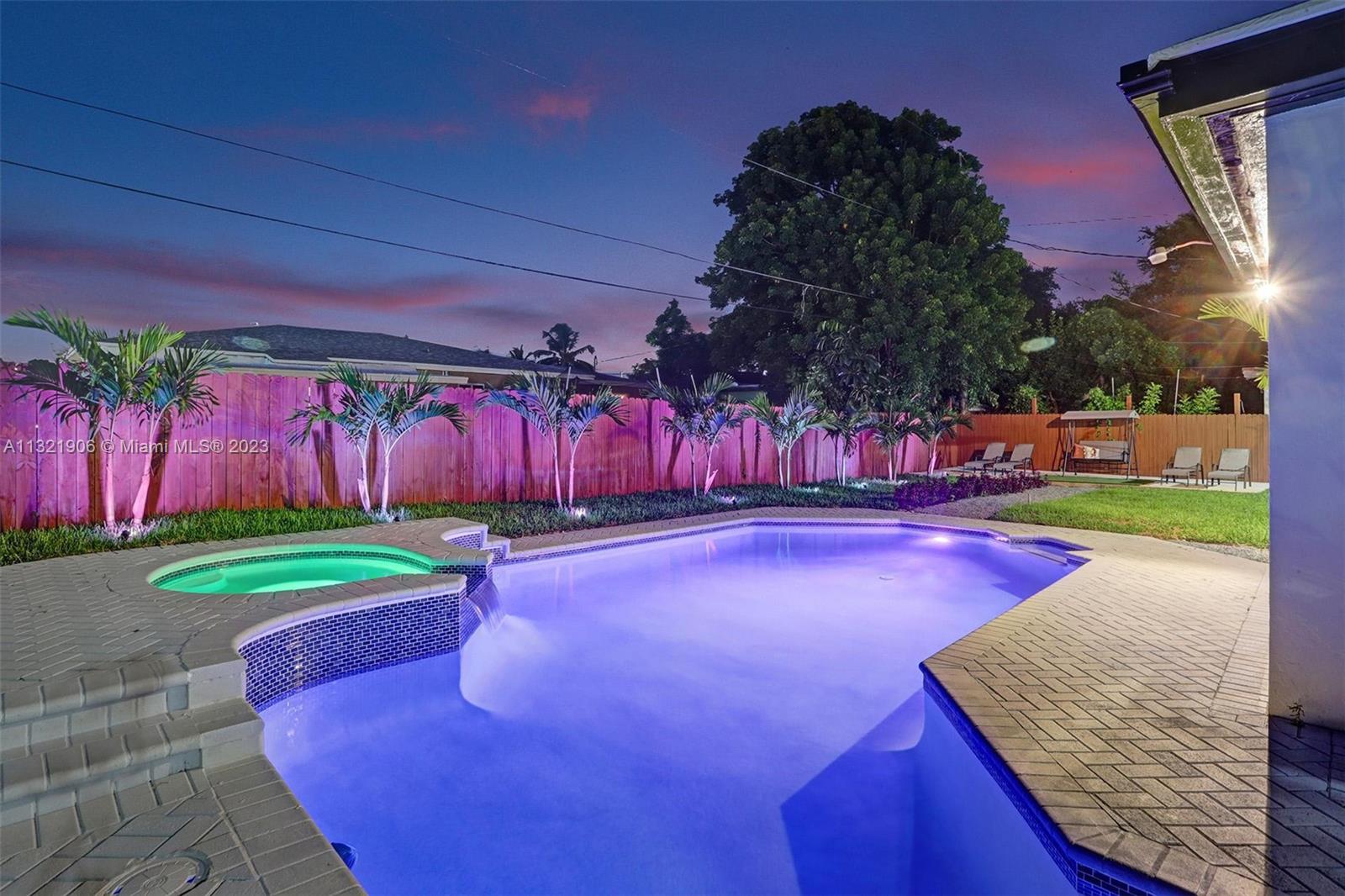 MANANA - Residential