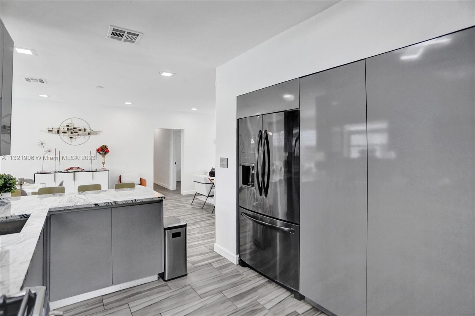 MANANA - Residential
