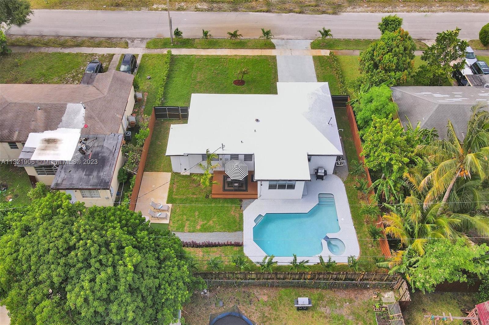 MANANA - Residential