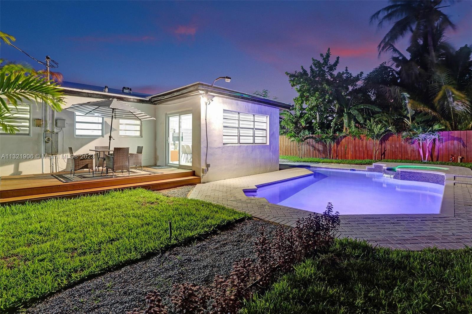 MANANA - Residential