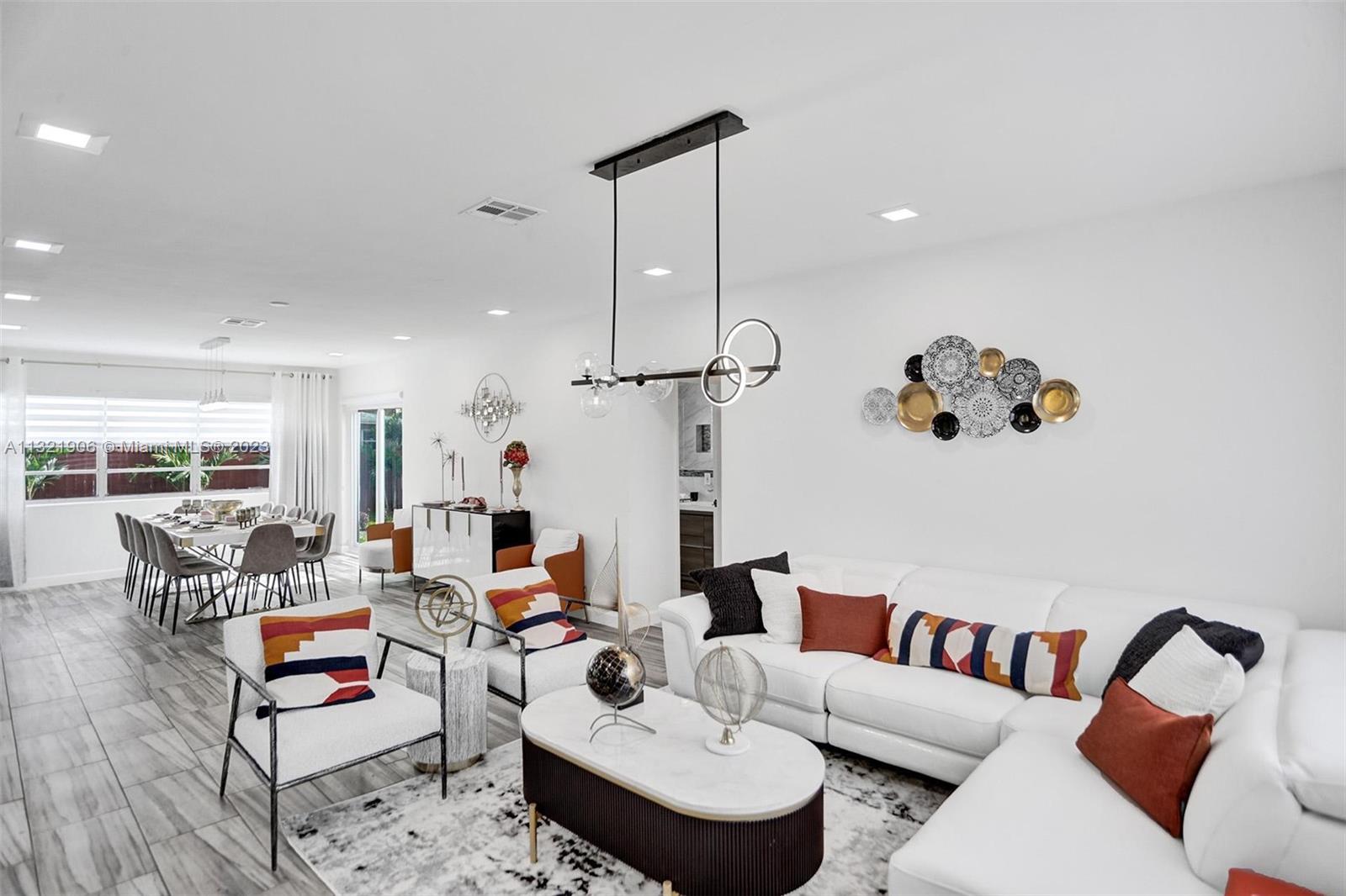 MANANA - Residential