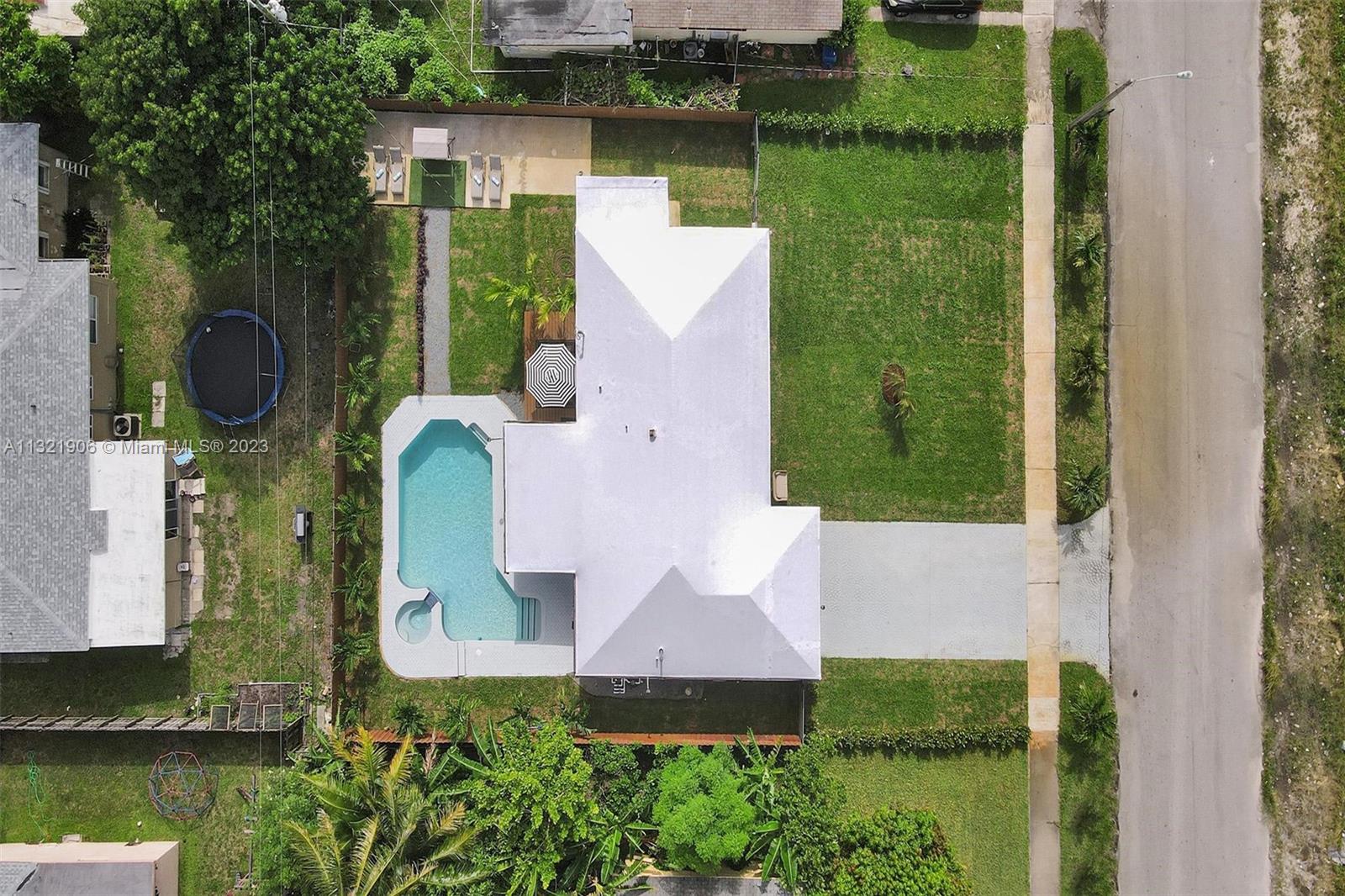 MANANA - Residential