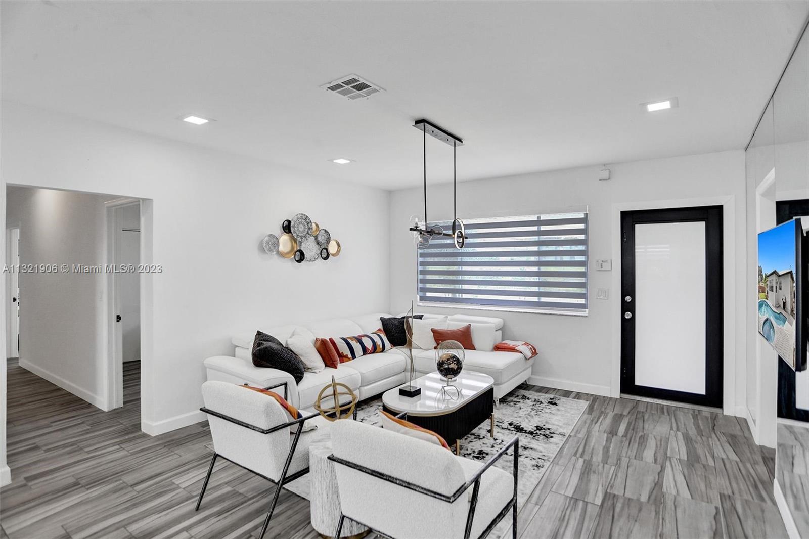 MANANA - Residential