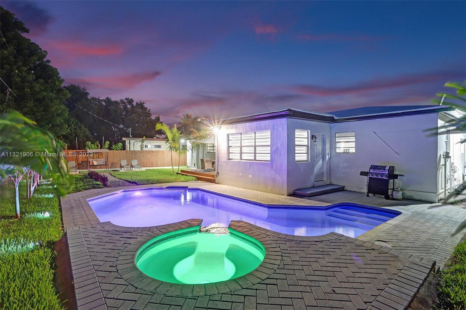 MANANA - Residential
