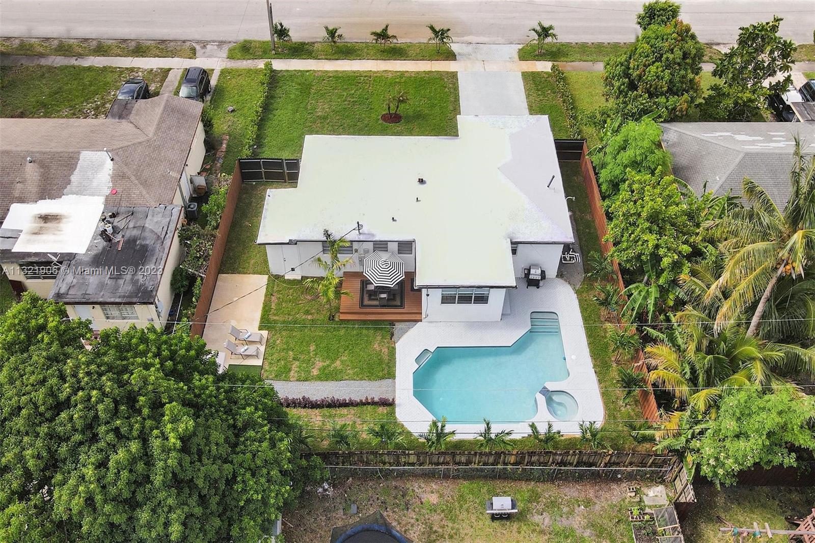 MANANA - Residential