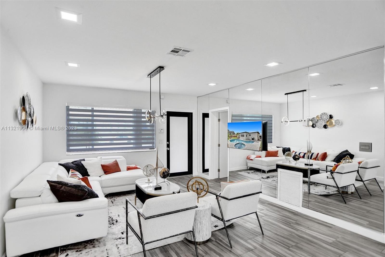 MANANA - Residential