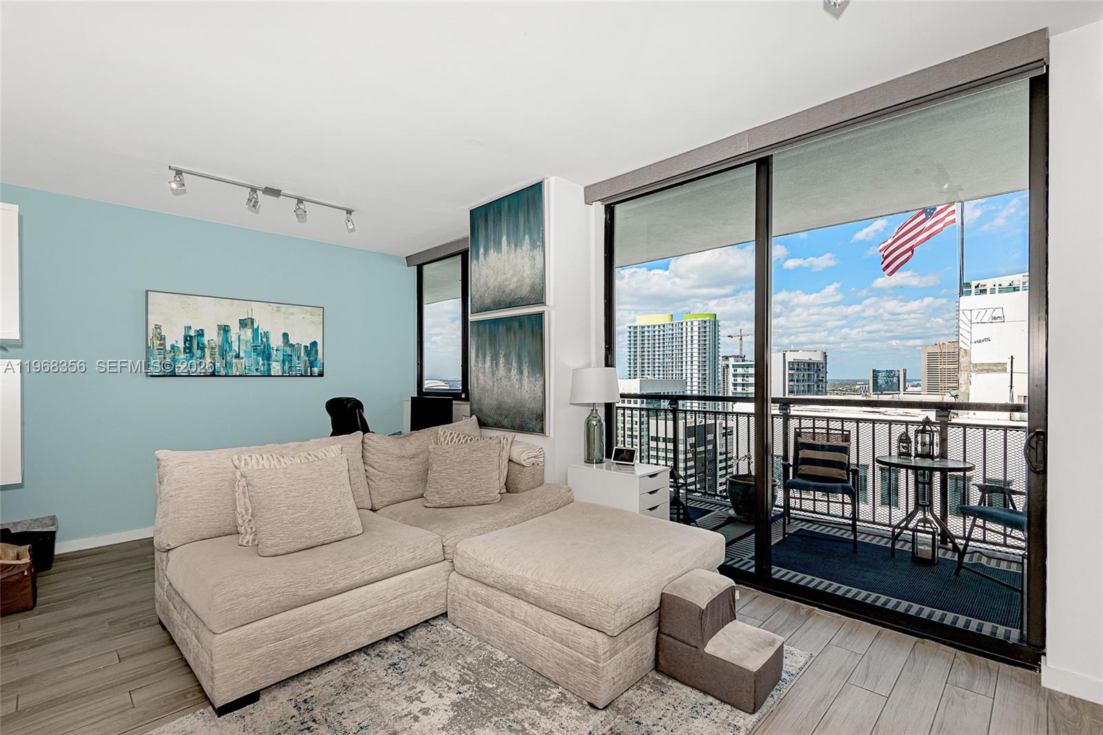 NINE AT MARY BRICKELL VIL - Residential