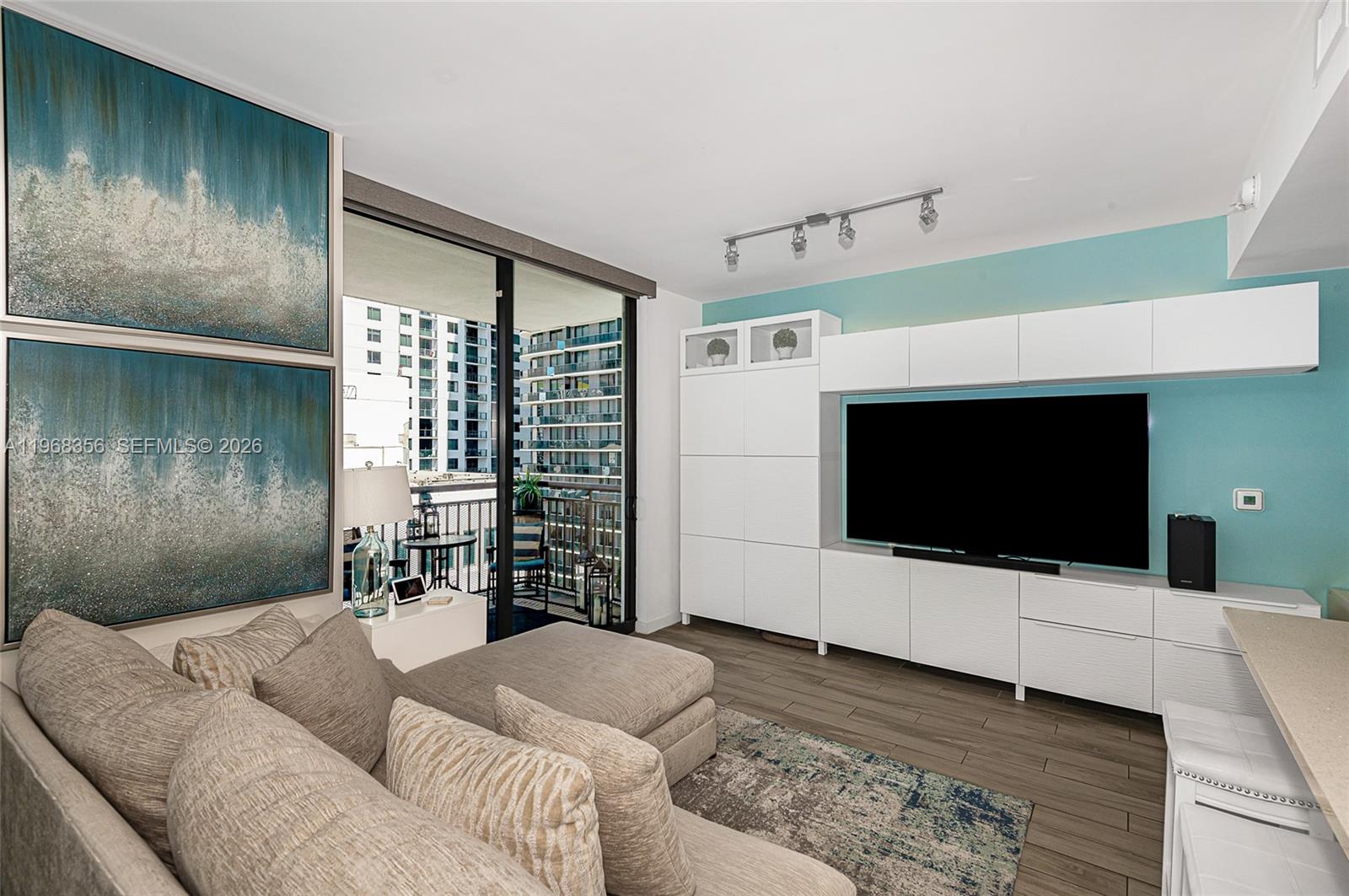 NINE AT MARY BRICKELL VIL - Residential