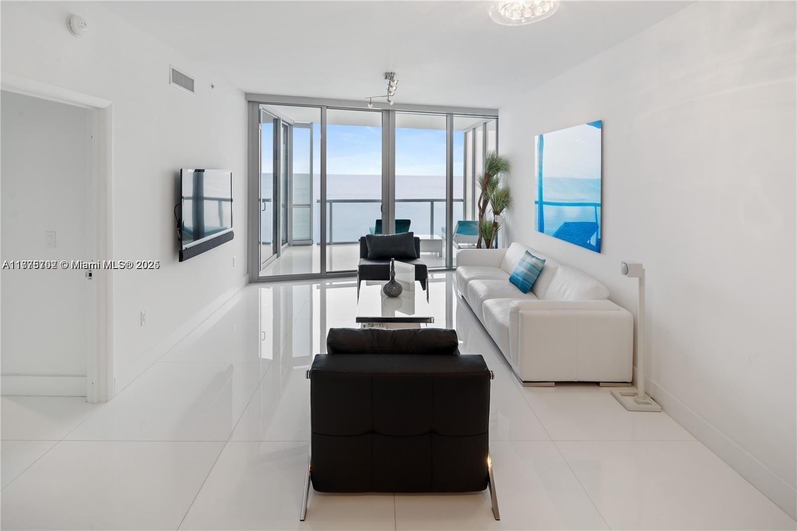 JADE OCEAN CONDO - Residential