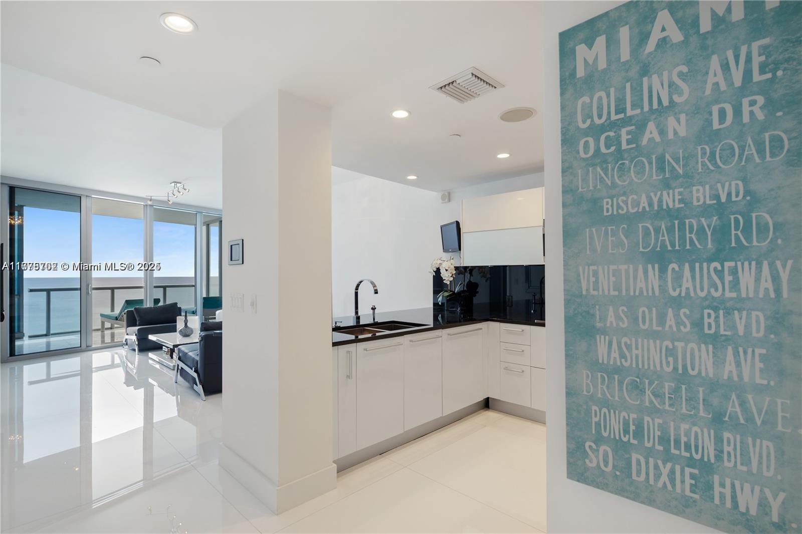 JADE OCEAN CONDO - Residential