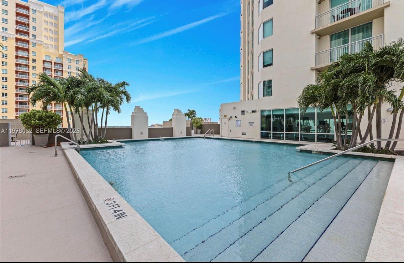 METROPOLIS II AT DADELAND - Residential