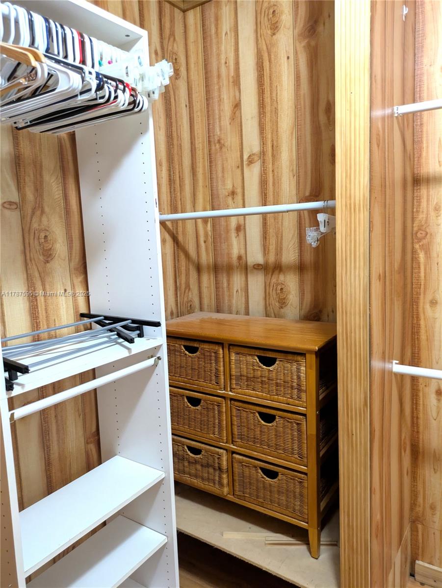 ANCHORAGE AT MIAMI LAKES - Residential Lease