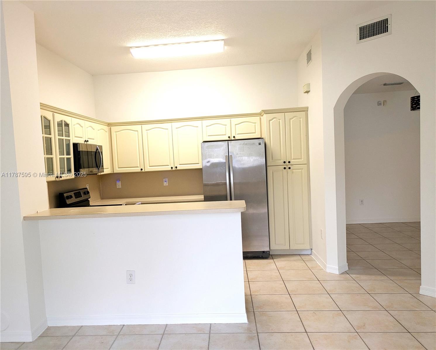 ANCHORAGE AT MIAMI LAKES - Residential Lease