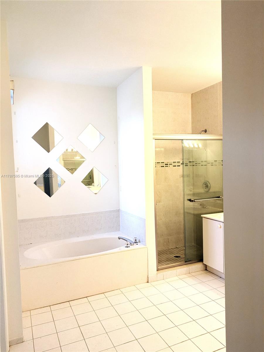 ANCHORAGE AT MIAMI LAKES - Residential Lease