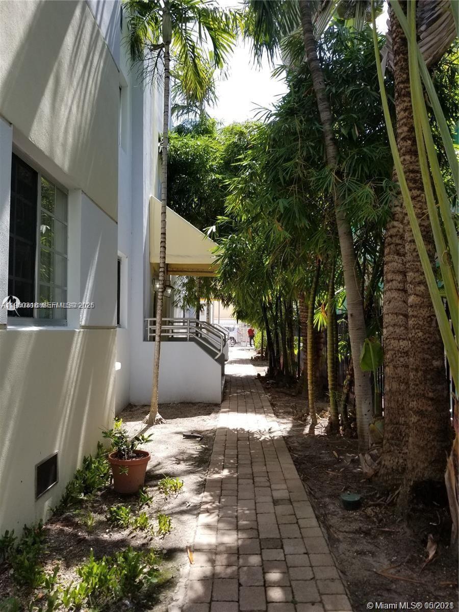 1045 MERIDIAN CONDO - Residential